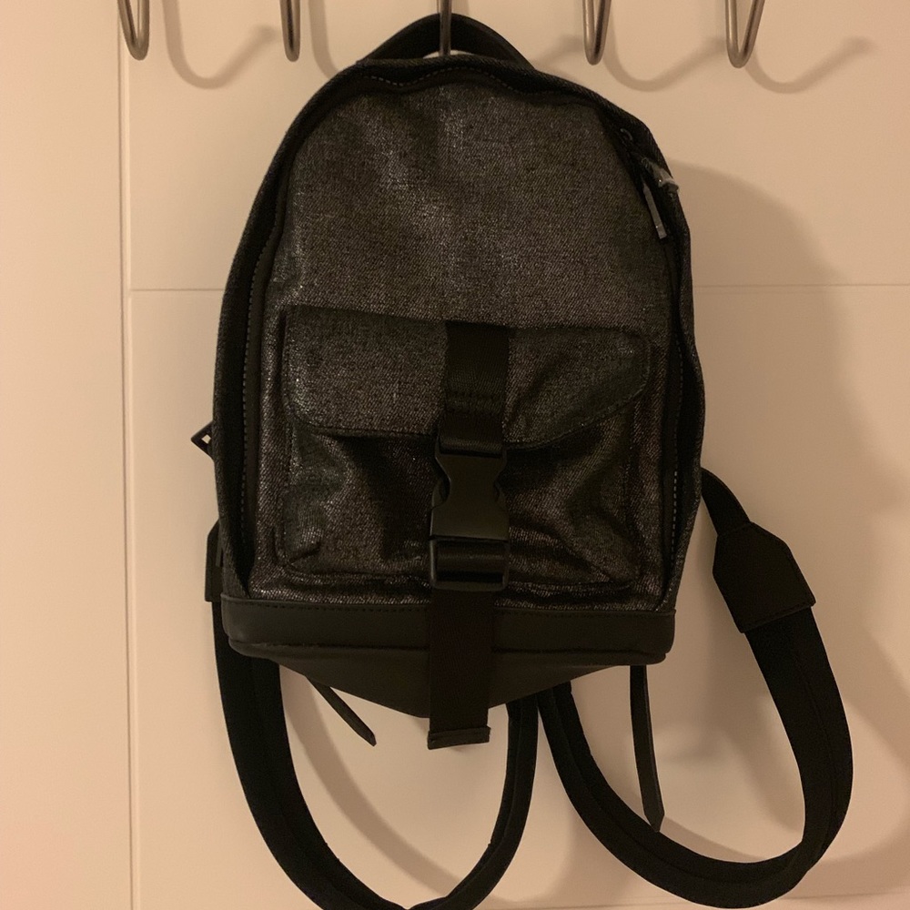 Kendal & Kylie mini backpack grey/silver backpack